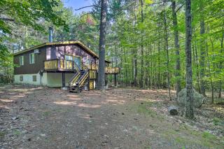 Cozy Adirondacks Cabin Walk to Lake Eaton! - Jay - 8