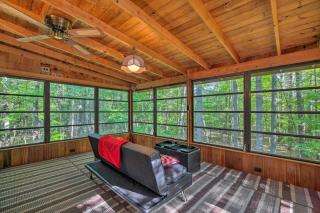 Cozy Adirondacks Cabin Walk to Lake Eaton! - Jay - 9