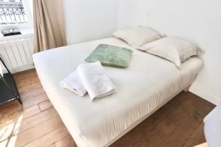 Napoléon Gare n2 Studio Lumineux ByLocly - 5