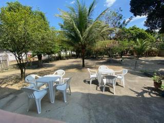 CASA inteira entre Guaratiba e Campo Grande, Rio de Janeiro, RJ - a 40 min da praia, próximo ao Estádio Miecimo da Silva e Park Shopping-Ideal para descanso, encontros, festa e lazer-3000 m2 - Río de Janeiro - 4