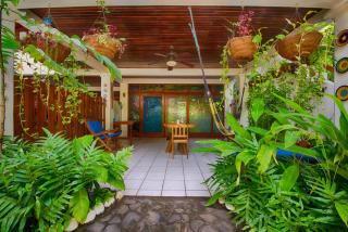 Casa Sueca Hotel - At the Beach - Tamarindo - 4