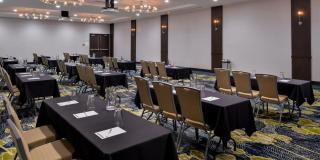 Holiday Inn & Suites - Farmington Hills - Detroit NW by IHG - Farmington Hills - 1