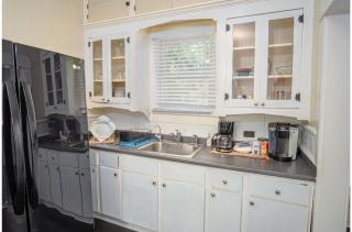 Brand New Listing! Cozy Historic House 5min*DT - San Antonio - 4