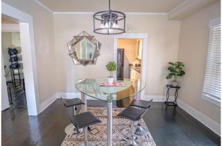 Brand New Listing! Cozy Historic House 5min*DT - San Antonio - 1