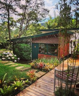 Pinheiros do Rocio - Petrópolis - 1