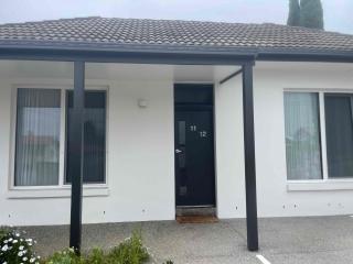 Botanic Apartments - 1