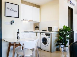 Tropicana 218 Macalister Studio with Seaview - George Town - 6