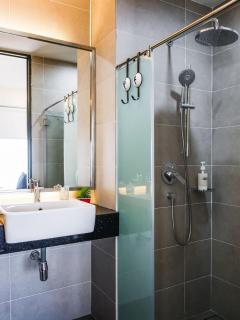 Tropicana 218 Macalister Studio with Seaview - George Town - 2