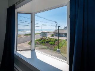 Sea Latch Inn - York Beach - 2