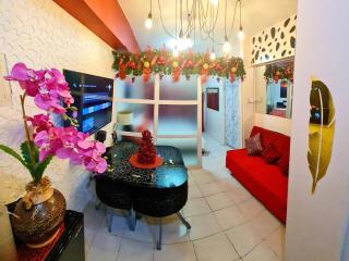 The Red Keep Condotel Tagaytay Cityland Prime Residences with 55in 4k TV & Netflix - 6