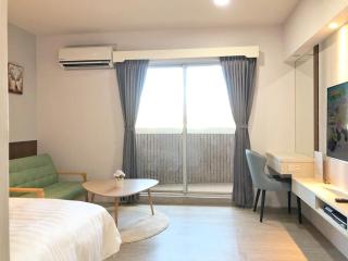 SUN 9 Inn - 5