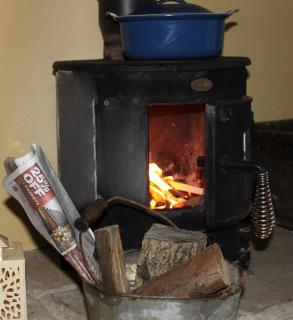 The Old Apple Shed cosy heated cottage in a meadow close to the charming village of Bethersden - Ashford - 8