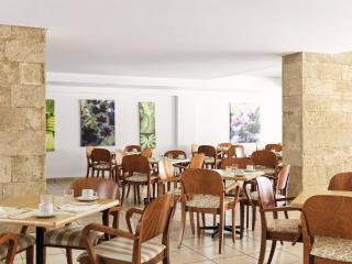 Pearl Hotel - Rodes - 3