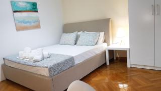 Apricot Apartment - Athens Center, 6 BD, 2.5 BATH - 8
