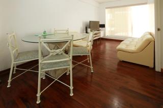 Miraflores Center - Larcomar, Parque Kennedy, Malecón - 1