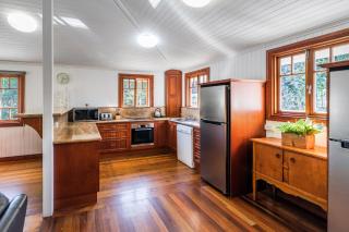 Island Adventure Holiday House - 3