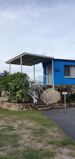 Horseshoe Bay Resort - Bowen - 3