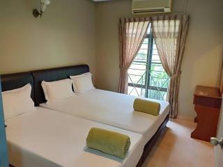 Villa with Private Swimming Pool - Malacca - 7