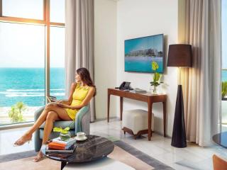 Th8 Palm Dubai Beach Resort, Vignette Collection by IHG - 8