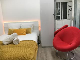 Exceptionnelle maison de ville ✧Cour privée ✧Métro - París - 8