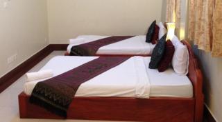 Golden Noura Villa-Pub & Restaurant - Phnom Penh - 5