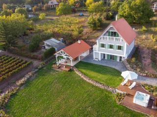 Lovassy Lodge Vendégház - 3