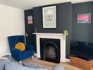 Boutique City Centre Home - 9