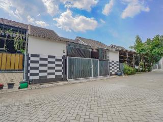 Hotel O Happy Homestay Syariah - Malang - 7