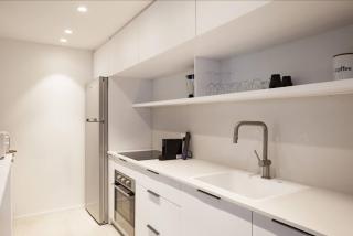 RENOVATED LARGE 3RM APARTMENT 5 MIN FROM THE BEACH - Tel Aviv - 1