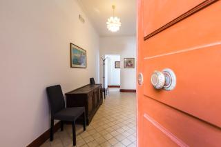 Lopez 20 a Big Family Apartment by Napoliapartments - Napels - 8