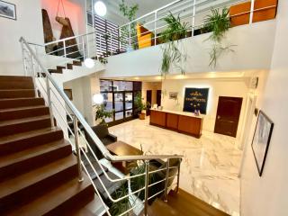 Vayk Hotel - 4