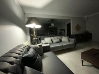 Luxury Z-Apart Family Homes 2 Bedrooms WIFI near Metro Zeytinburnu Istanbul - Istanbul - 6