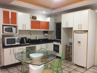 APARTAMENTO 3 DORM., O QUINTAL É A PRAIA E MOLHES - Laguna - 7