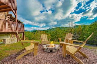 Gone To Therapy, Game Room, 1089 of FREE Attraction tickets for each paid day, Dollywood and More - Sevierville - 7