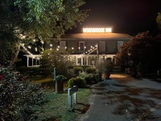 Woodbridge Inn & Tavern - Jasper - 1