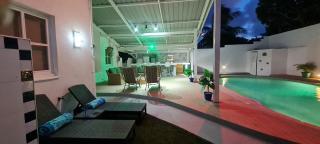Family Villa with big pool and absolute privacy - Willemstad - 7