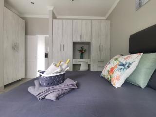 Utopia Guest House - Alberton - 7