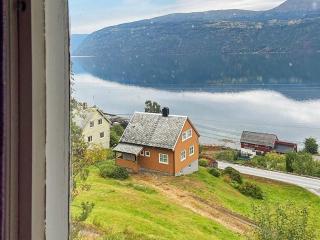 6 person holiday home in Utvik - 3