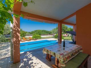 Holiday Home Cherry by Interhome - Ližnjan - 1
