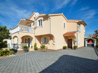Apartment Mladen-2 by Interhome - Vodice - 2