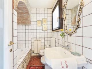 Villa Fonte di Pillo by Interhome - 2