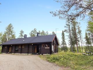 Holiday Home Ylläsmehto 2 by Interhome - Äkäslompolo - 0