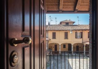 B&B La Corte and Home Restaurant - free parking - 10 minutes to the lake and centre - Como - 4