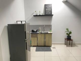 Minimalist Loft5 DeCentrum WifiNetflix - Kajang - 9