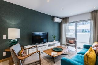 CoolHouses Lagos, 2 bed stylish city flat, rooftop shared pool, Clayheart - Lagos - 4