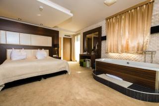 Duna Garden Hotel - Budapest - 9