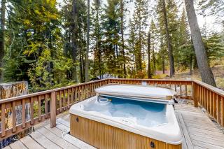 Pine Cone Cottage - Joseph - 9