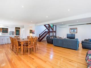 Yachthouse - Port Fairy - 6
