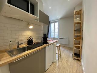 Place de Metz, Hyper-centre Grenoble, Studio 25 m2 - 2