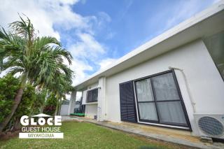 GLOCE PORT SIDE HOUSE l 砂山ビーチ近くのオーシャンビューバルコニーハウスを貸切 長期滞在向け BBQ可 - Nishibaru - 3